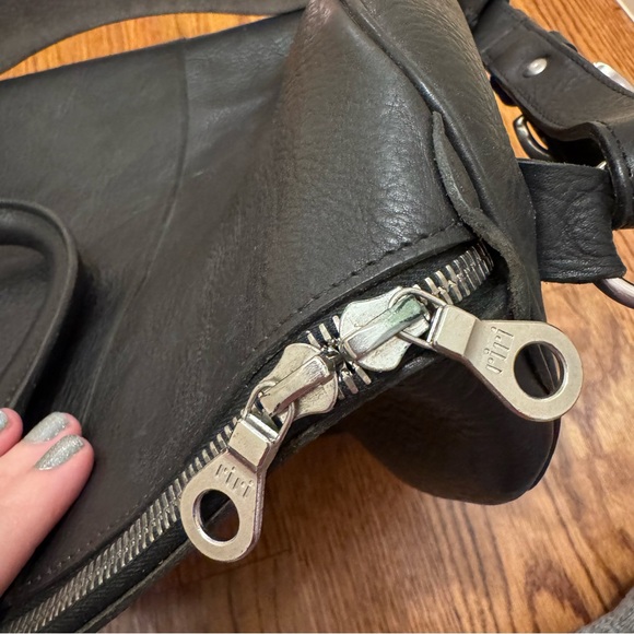 Glaser Designs Large Leather Travel Bag - Picture 10 of 12